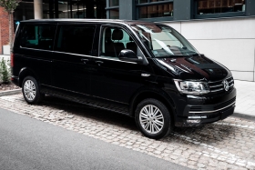 Ponúkame prepravu osôb a tovaru s vozidlom Volkswagen Caravelle