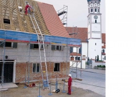 Prenájom a  predaj  výťahov a sklzov GEDA