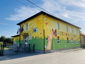 Dekoračná nástenná maľba na fasádu