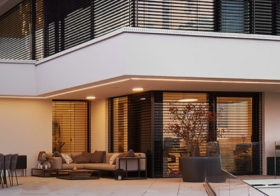 Kvalitné tienenie, okná a dvere