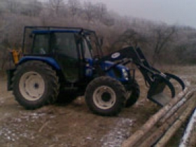 Lesný traktor