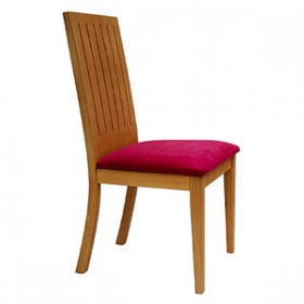 Drevená stolička Rut