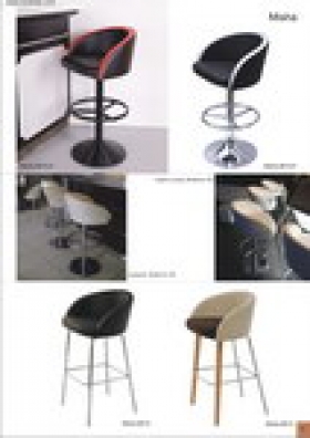 Barové stoličky a taburetky 