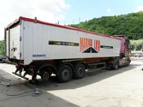 Preprava tovaru v kamiónoch