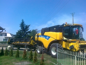 Obilný kombajn New Holland CX820 SL